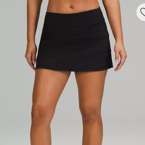 LuluLemon mini workout skirt